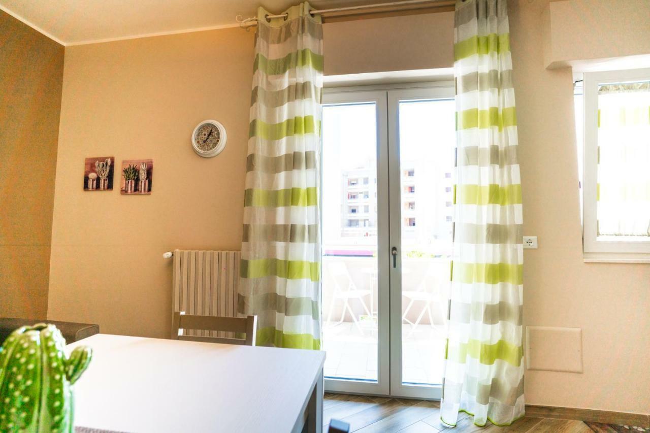 Sisters In Law Guesthouse Монополи Екстериор снимка