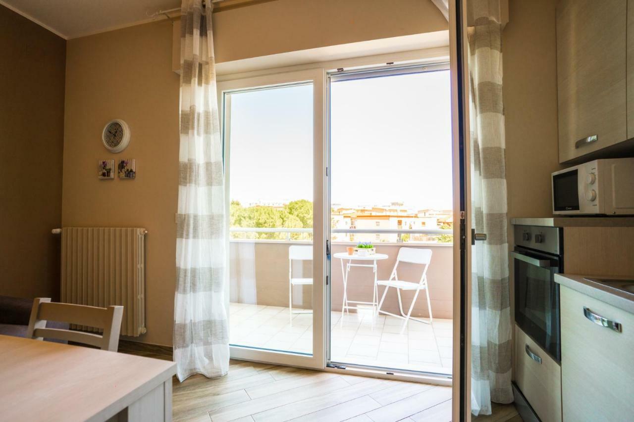 Sisters In Law Guesthouse Монополи Екстериор снимка