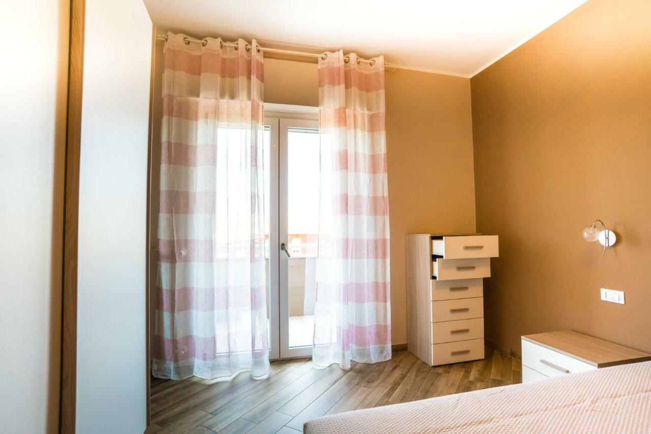 Sisters In Law Guesthouse Монополи Екстериор снимка